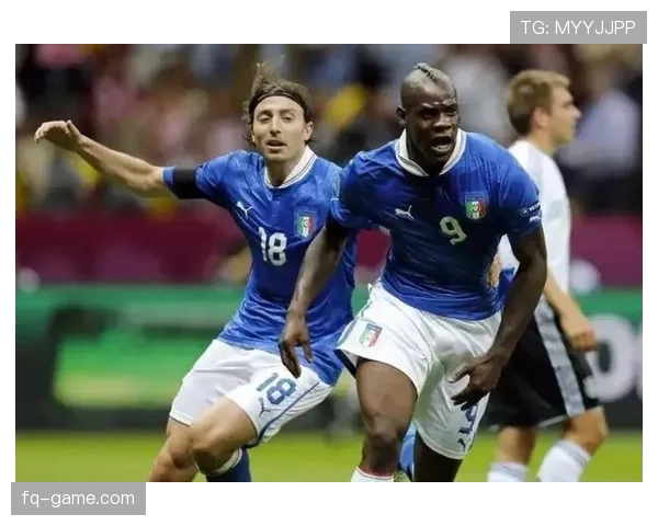 诺伊尔2014世界杯对阵阿尔及利亚战封神解析